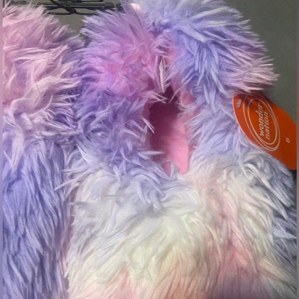 Wonder Nation Yeti Foot Slippers Girls Size 6 Purple Pink  Plush House Shoes NWT